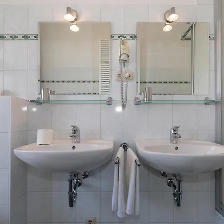 Haus Wenden 9 דירה *